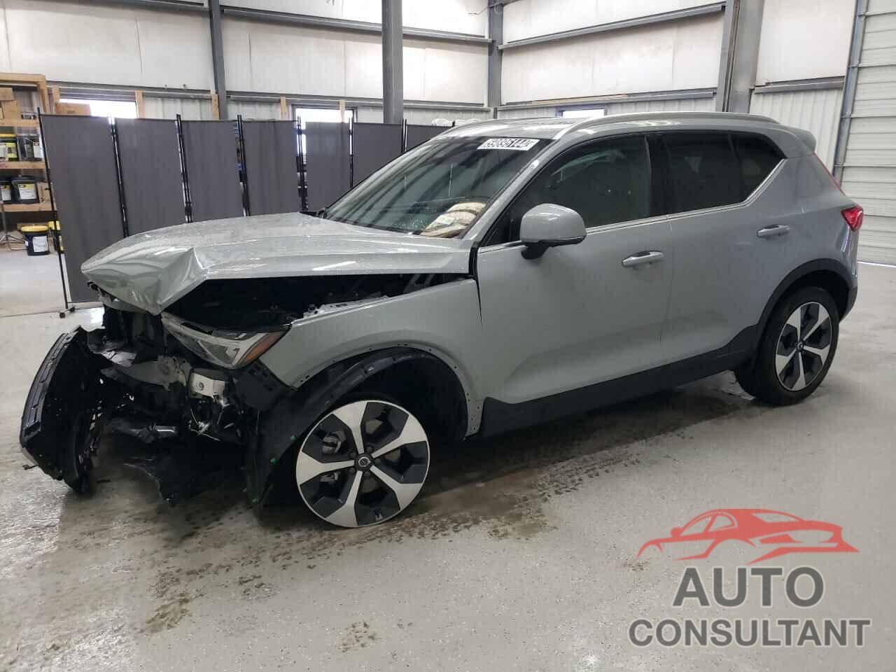 VOLVO XC40 PLUS 2024 - YV4L12UE3R2332623