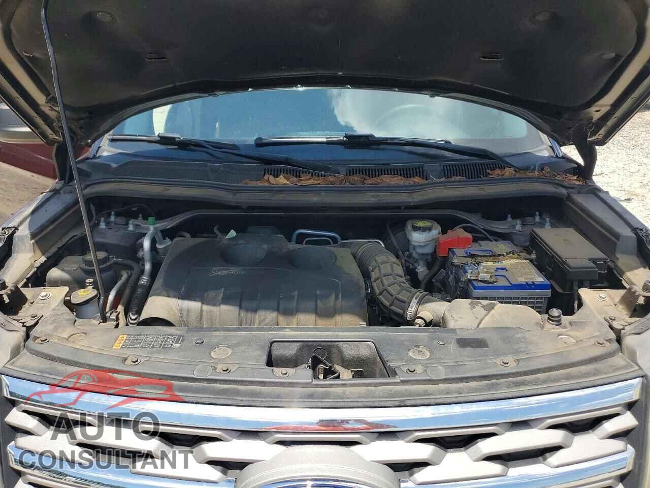 FORD EXPLORER 2018 - 1FM5K7DH0JGB39249