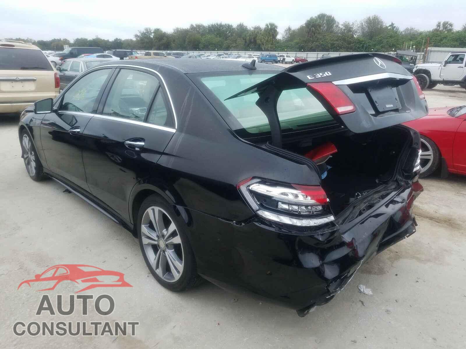 MERCEDES-BENZ E CLASS 2016 - WDDHF5KB1GB214304