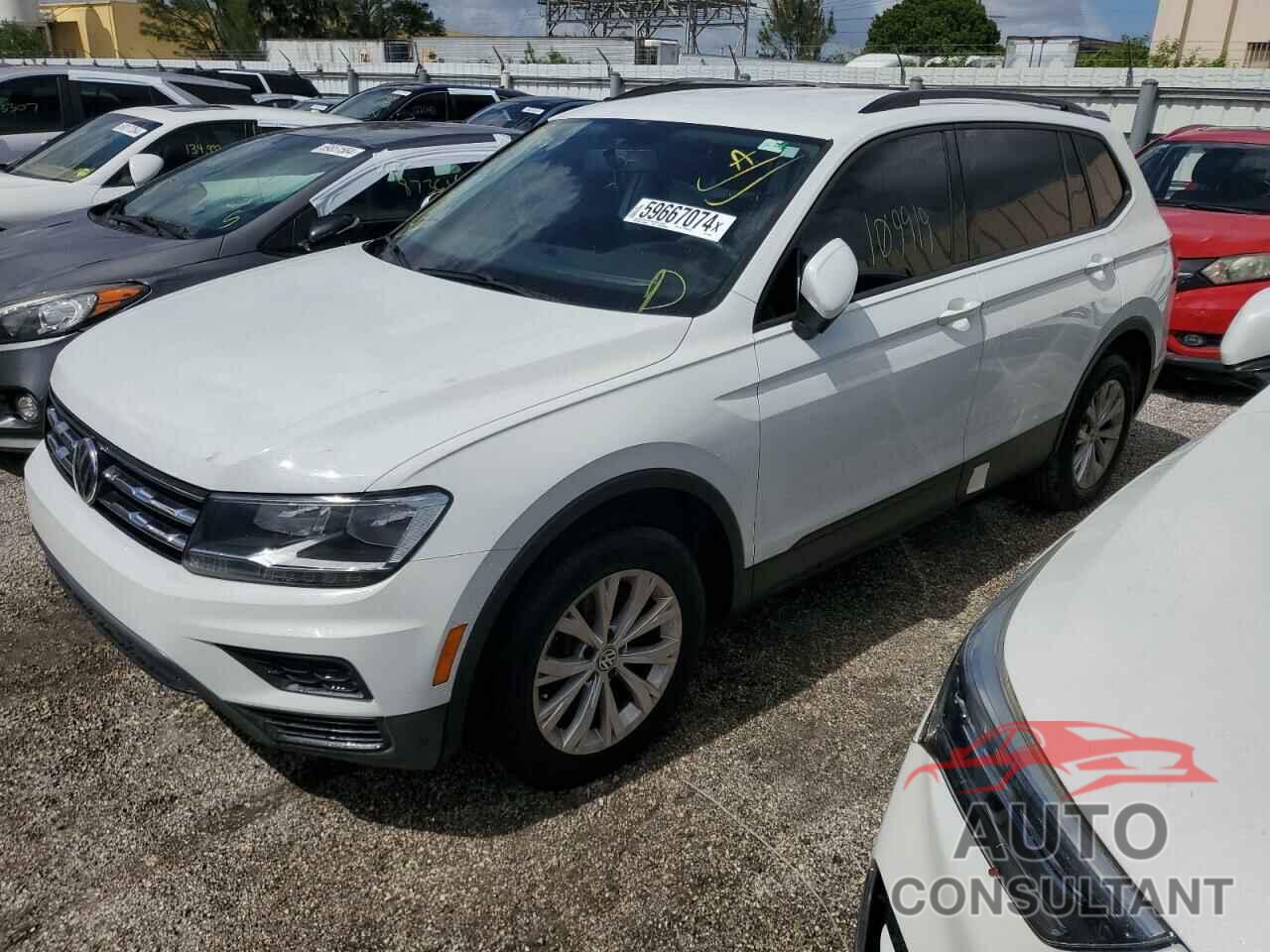 VOLKSWAGEN TIGUAN 2019 - 3VV1B7AXXKM046018