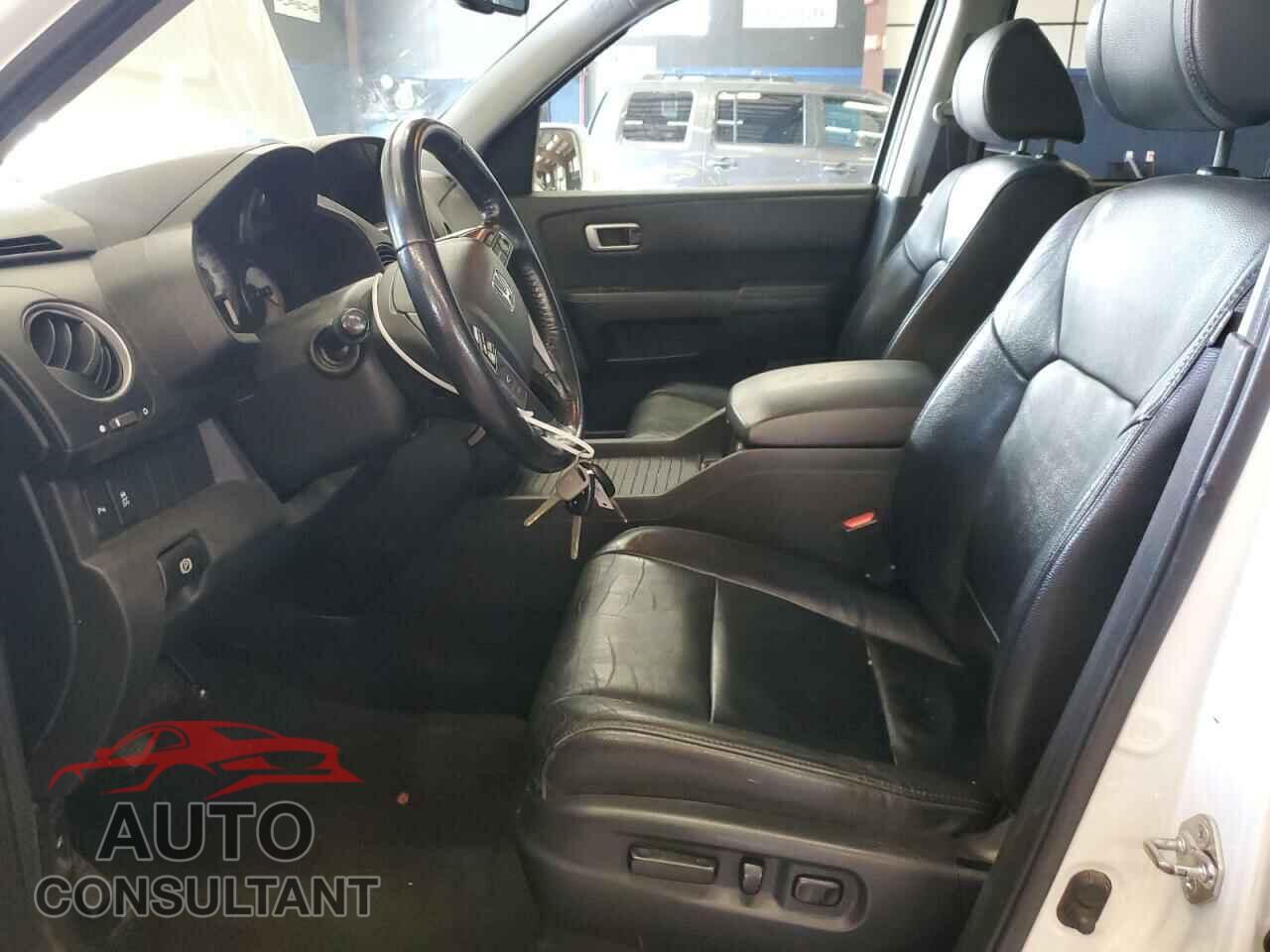 HONDA PILOT 2013 - 5FNYF4H96DB078169