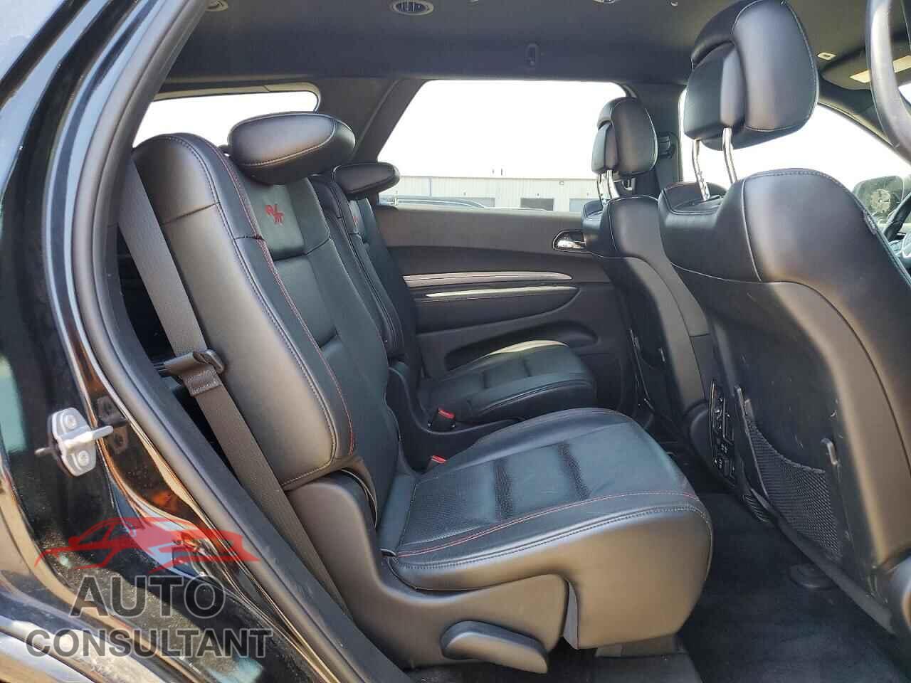 DODGE DURANGO 2018 - 1C4SDJCT9JC415200