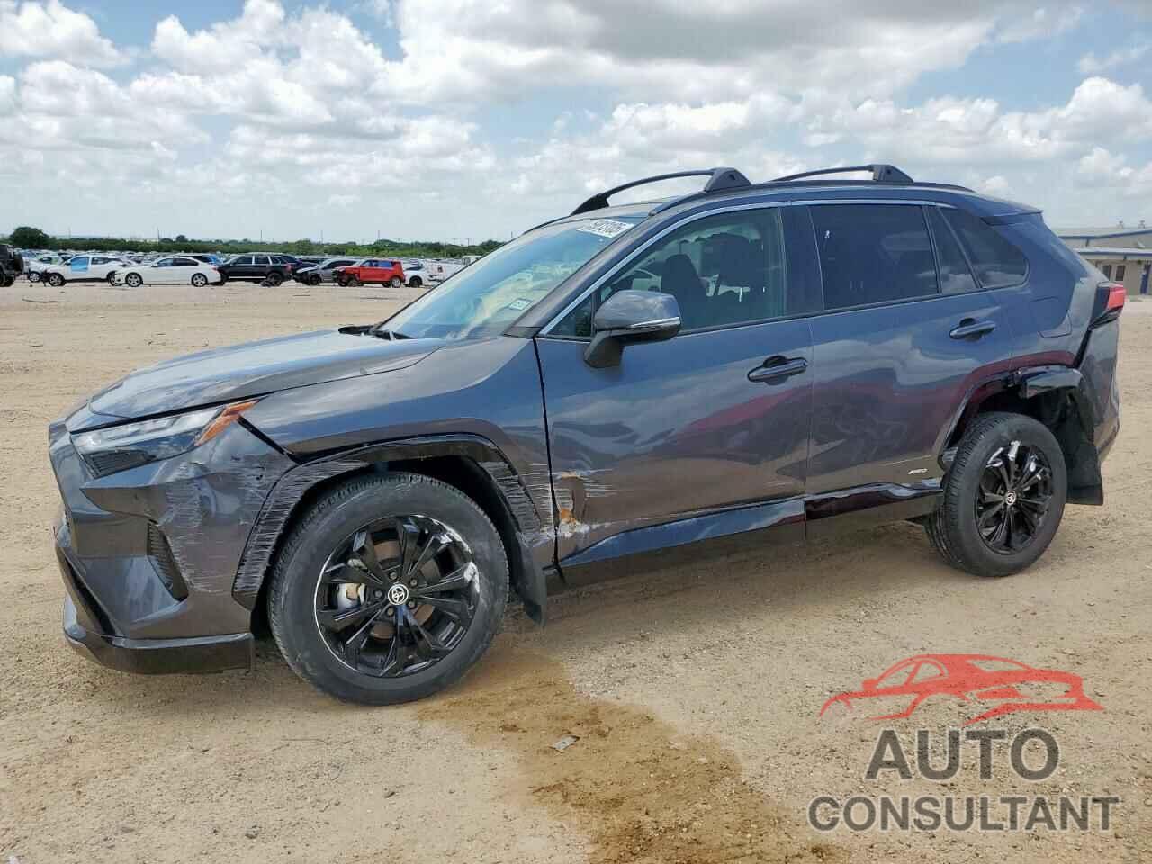 TOYOTA RAV4 2024 - JTM16RFV0RD124012