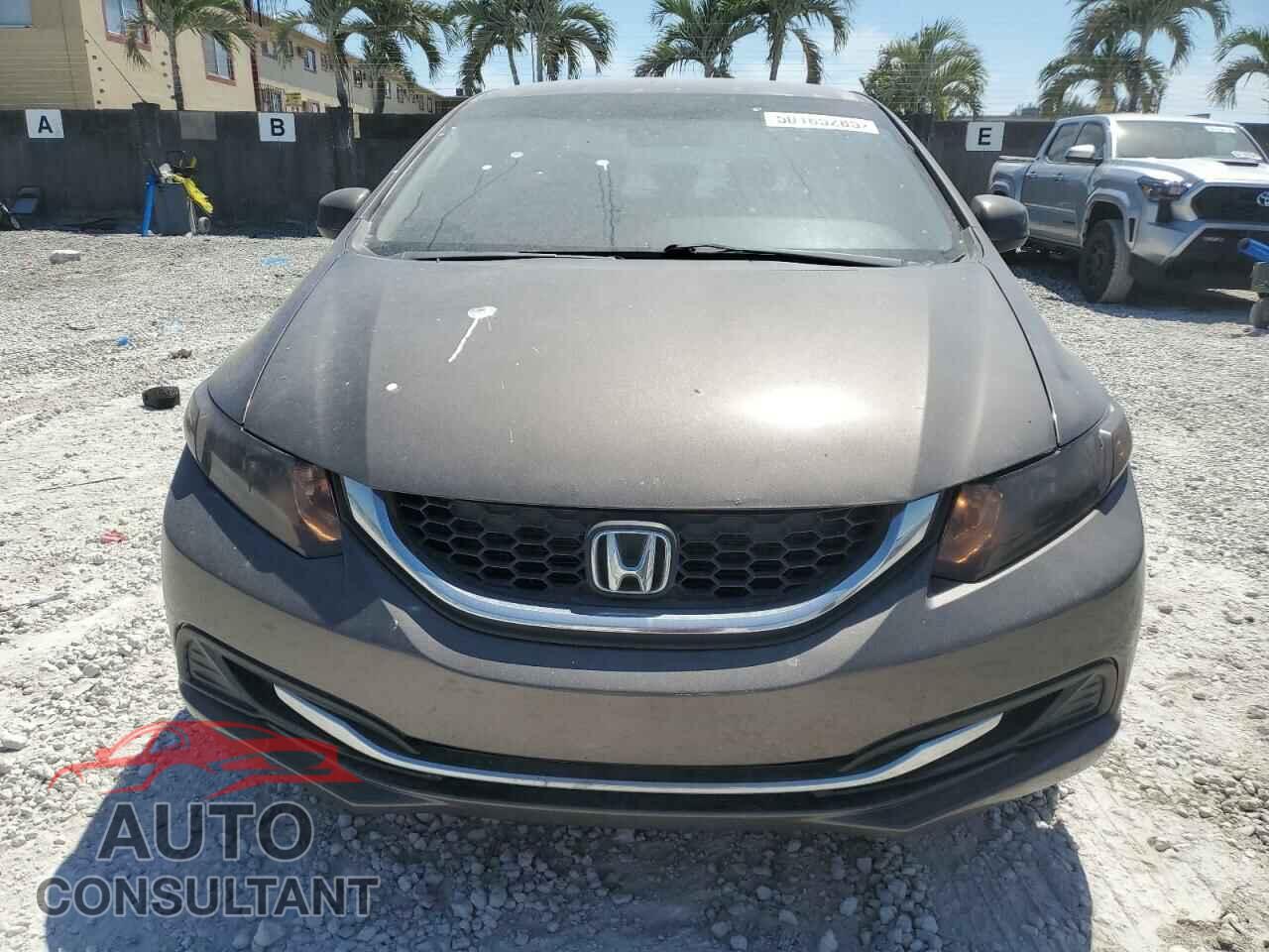 HONDA CIVIC 2013 - 2HGFB2F56DH567948