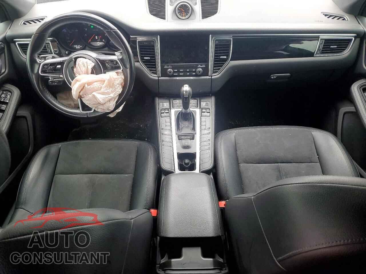 PORSCHE MACAN 2018 - WP1AA2A50JLB03652