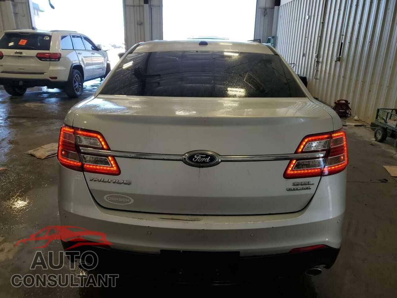 FORD TAURUS 2013 - 1FAHP2E8XDG169082