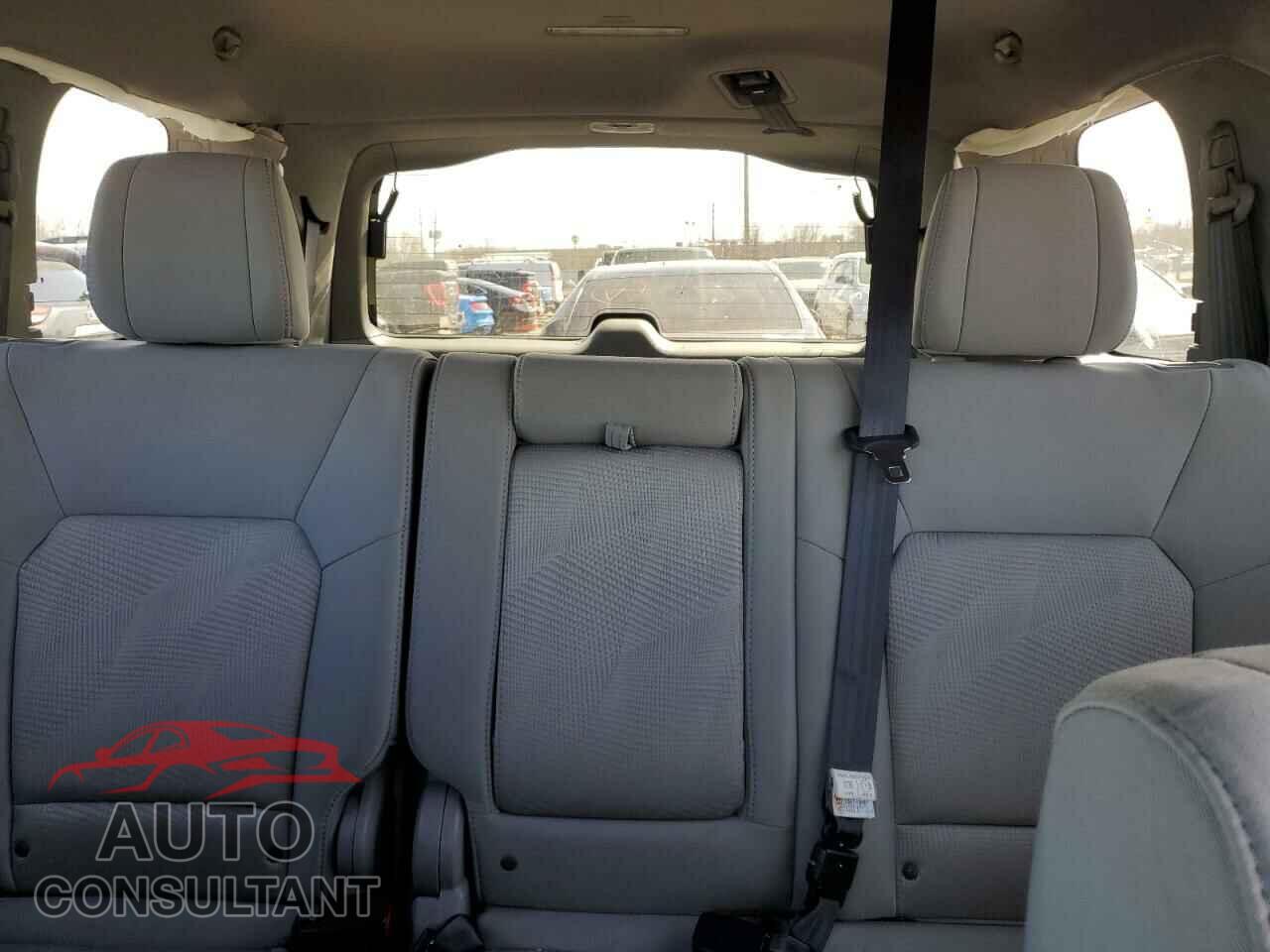 HONDA PILOT 2013 - 5FNYF3H2XDB032129