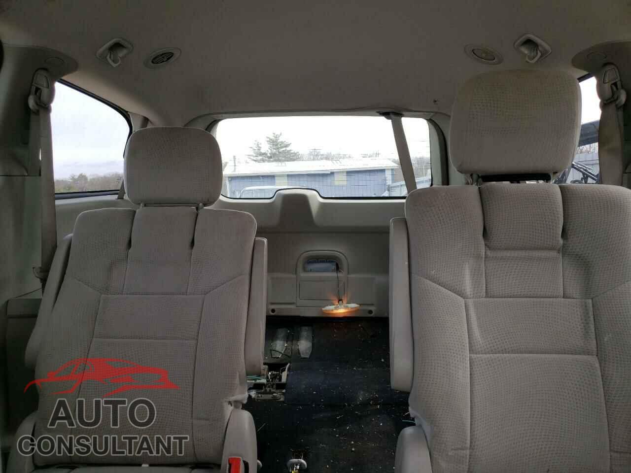 DODGE CARAVAN 2013 - 2C4RDGBG4DR814825