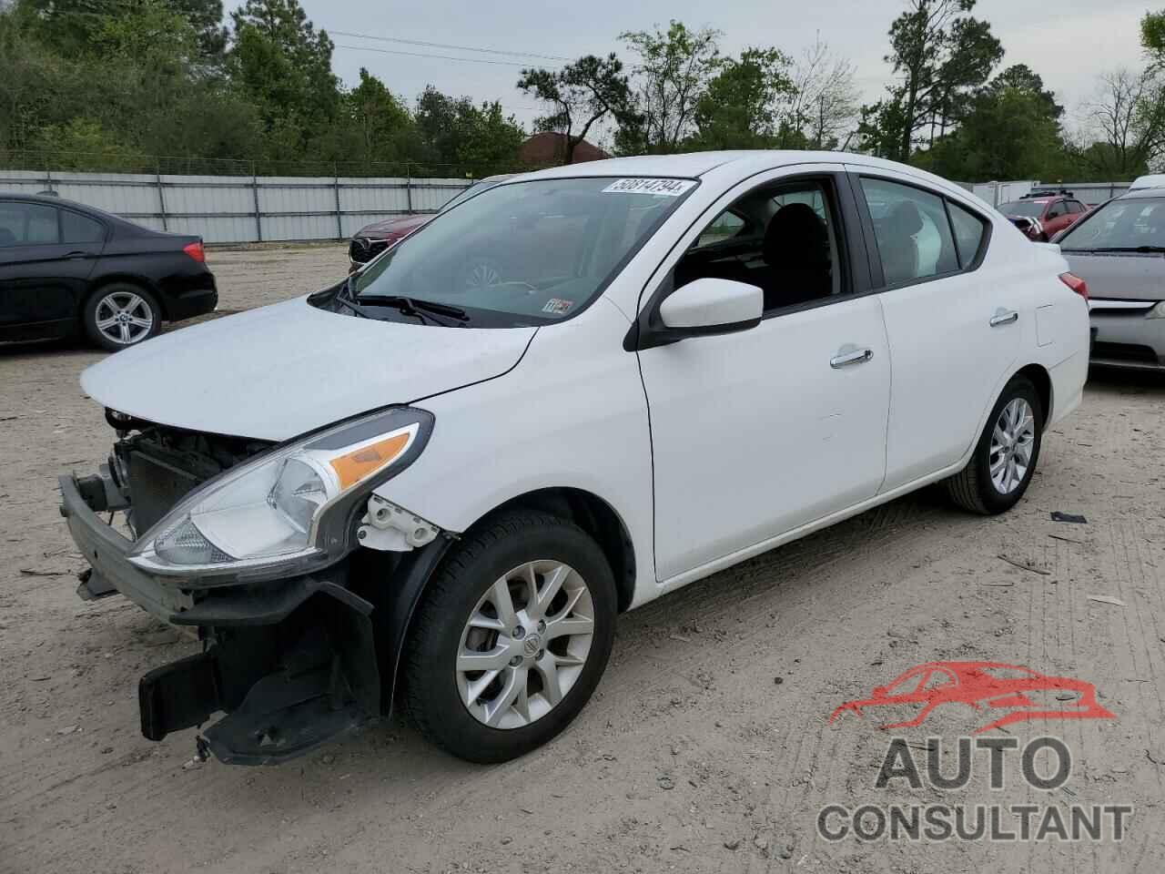 NISSAN VERSA 2018 - 3N1CN7AP9JL854821