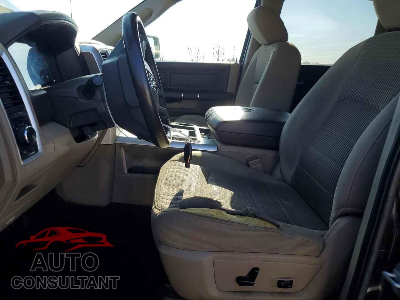 DODGE RAM 1500 2011 - 1D7RV1CTXBS546337