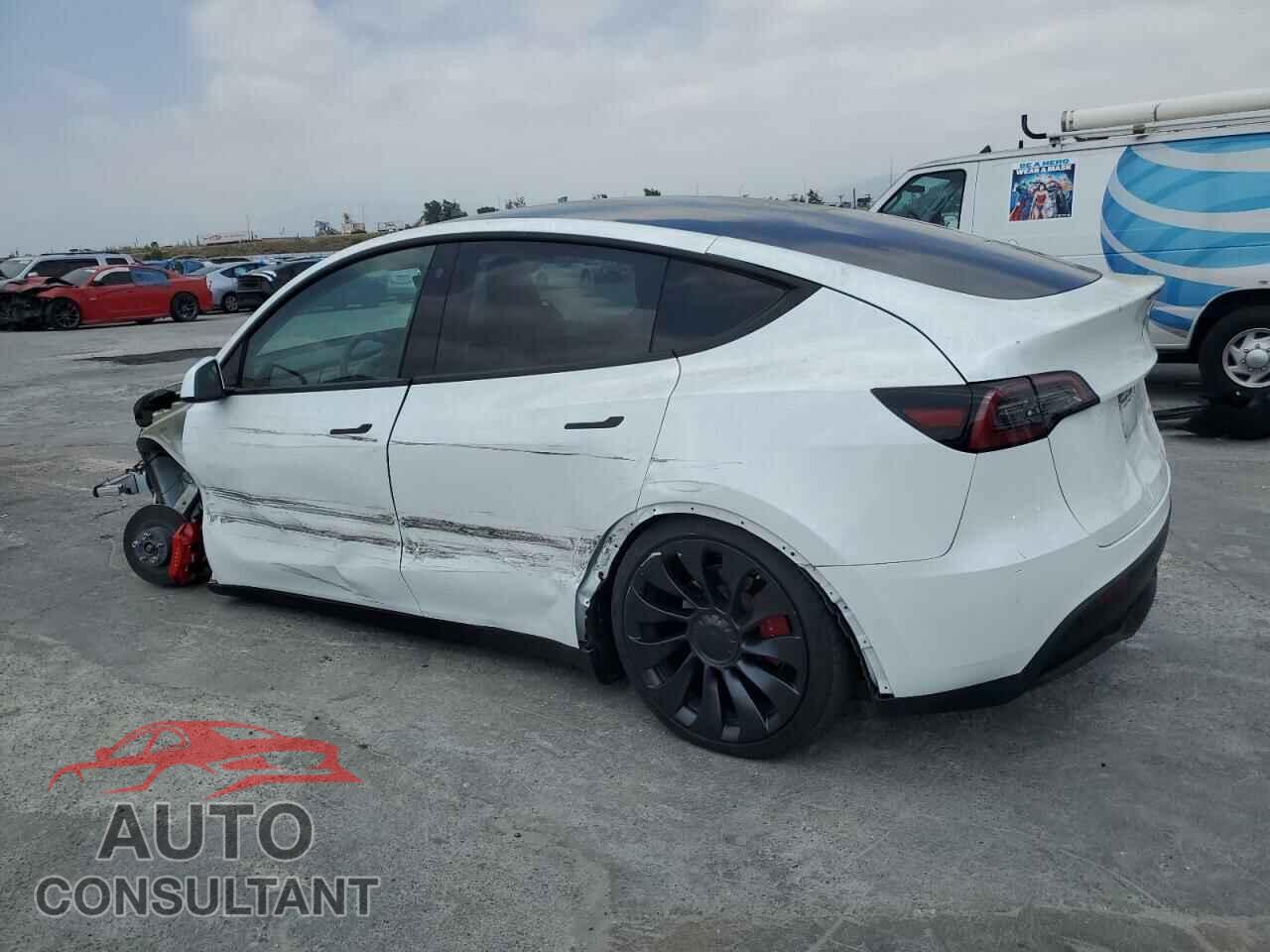 TESLA MODEL Y 2023 - 7SAYGDEF9PF740714