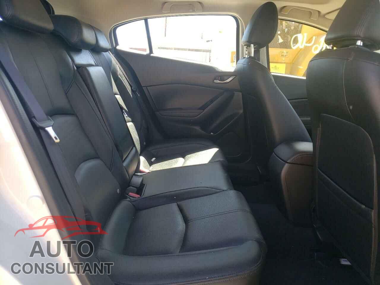 MAZDA 3 2017 - JM1BN1M39H1123130