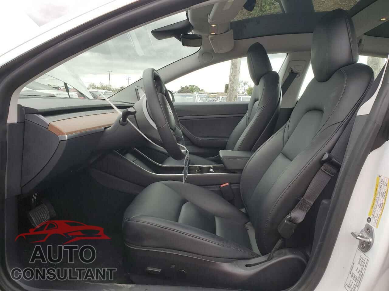 TESLA MODEL 3 2020 - 5YJ3E1EAXLF645041