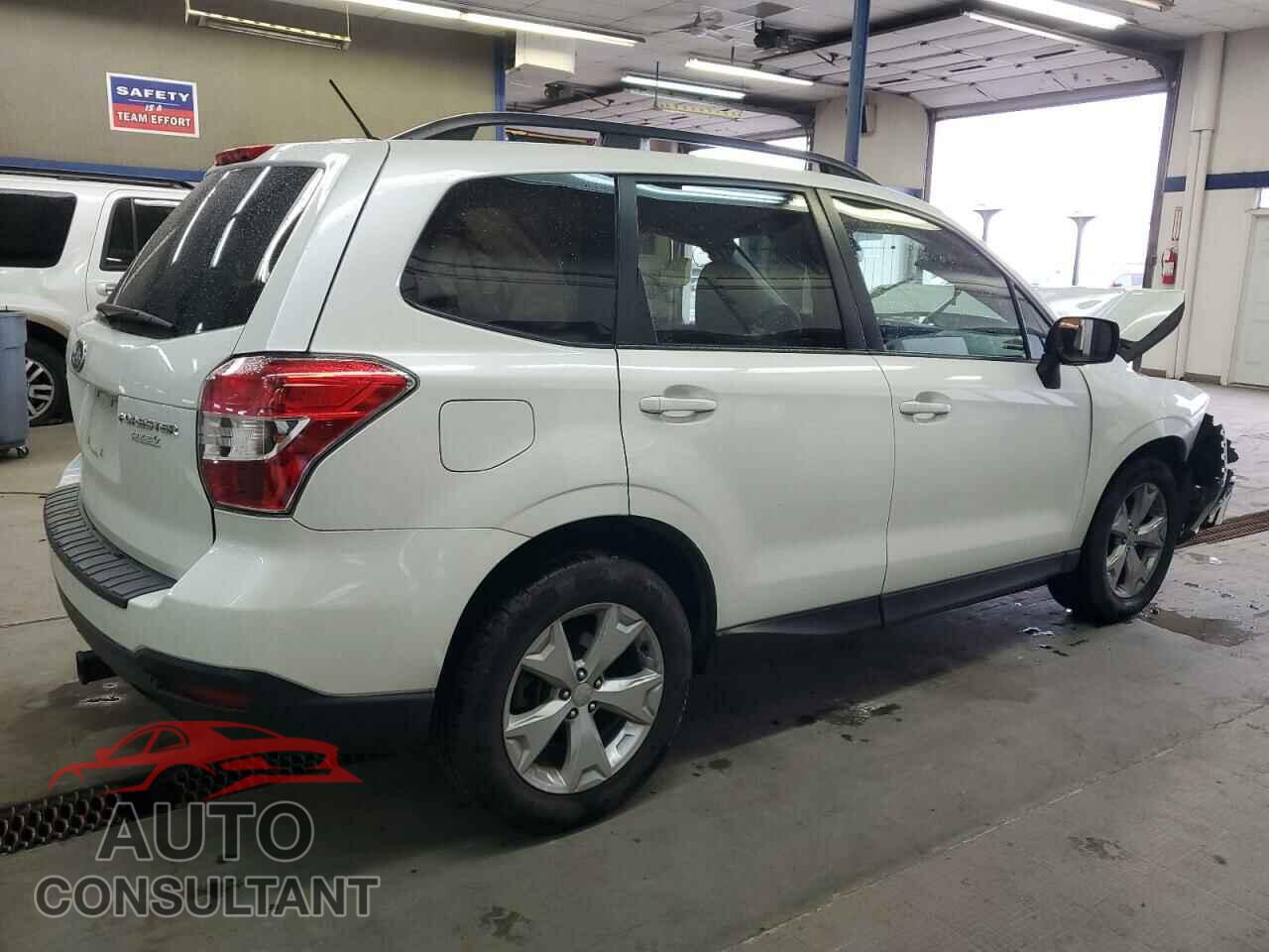 SUBARU FORESTER 2015 - JF2SJADC2FH517585