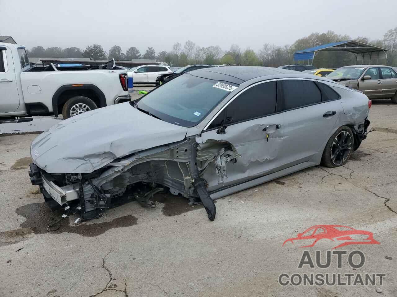 KIA K5 2023 - 5XXG64J27PG208082