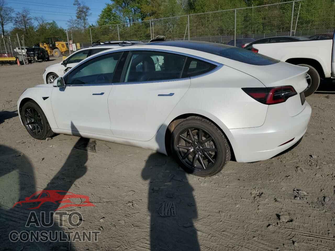 TESLA MODEL 3 2019 - 5YJ3E1EBXKF510567