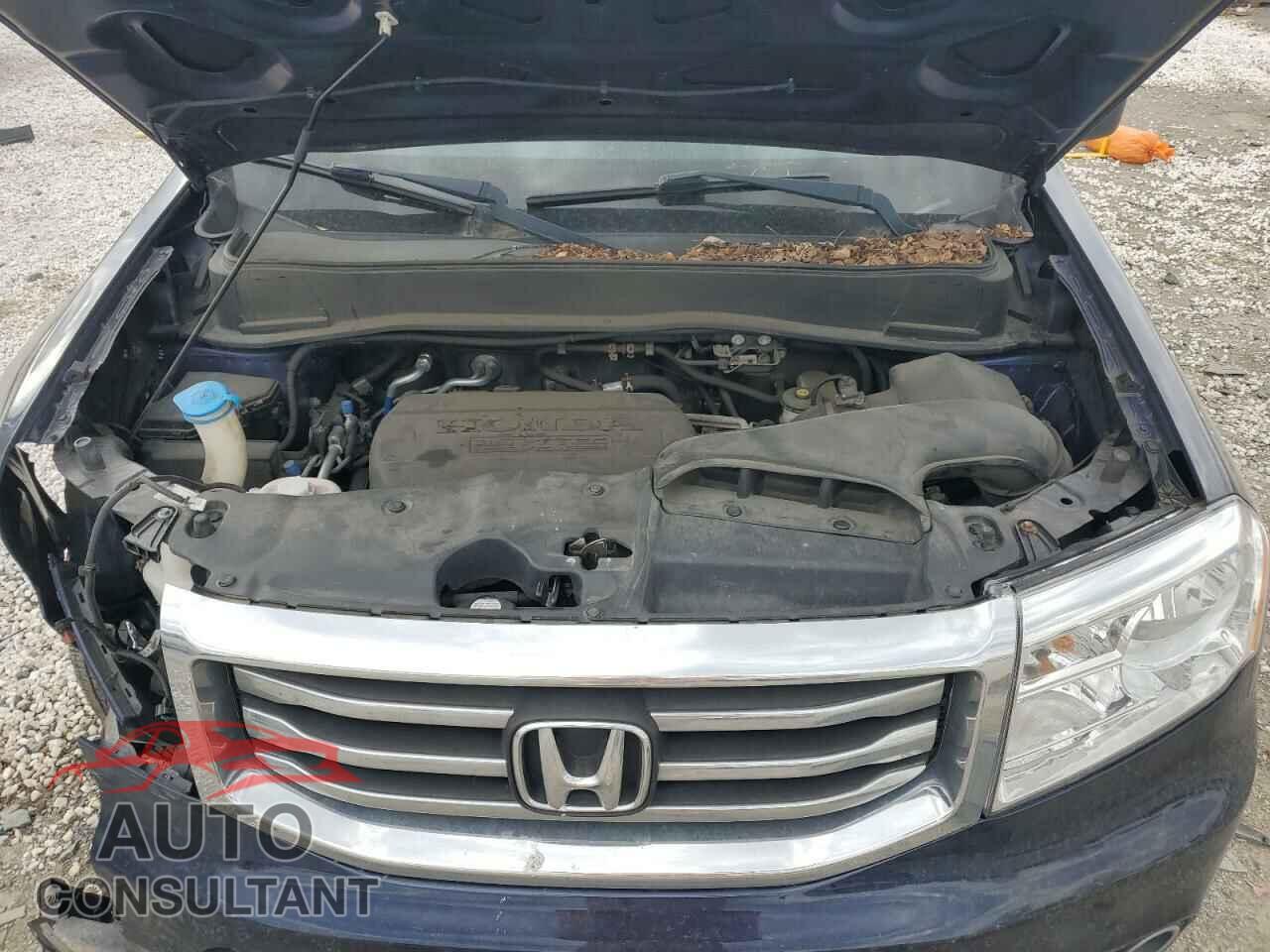 HONDA PILOT 2013 - 5FNYF4H71DB005158