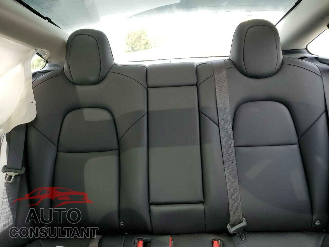 TESLA MODEL 3 2023 - 5YJ3E1EA9PF590488