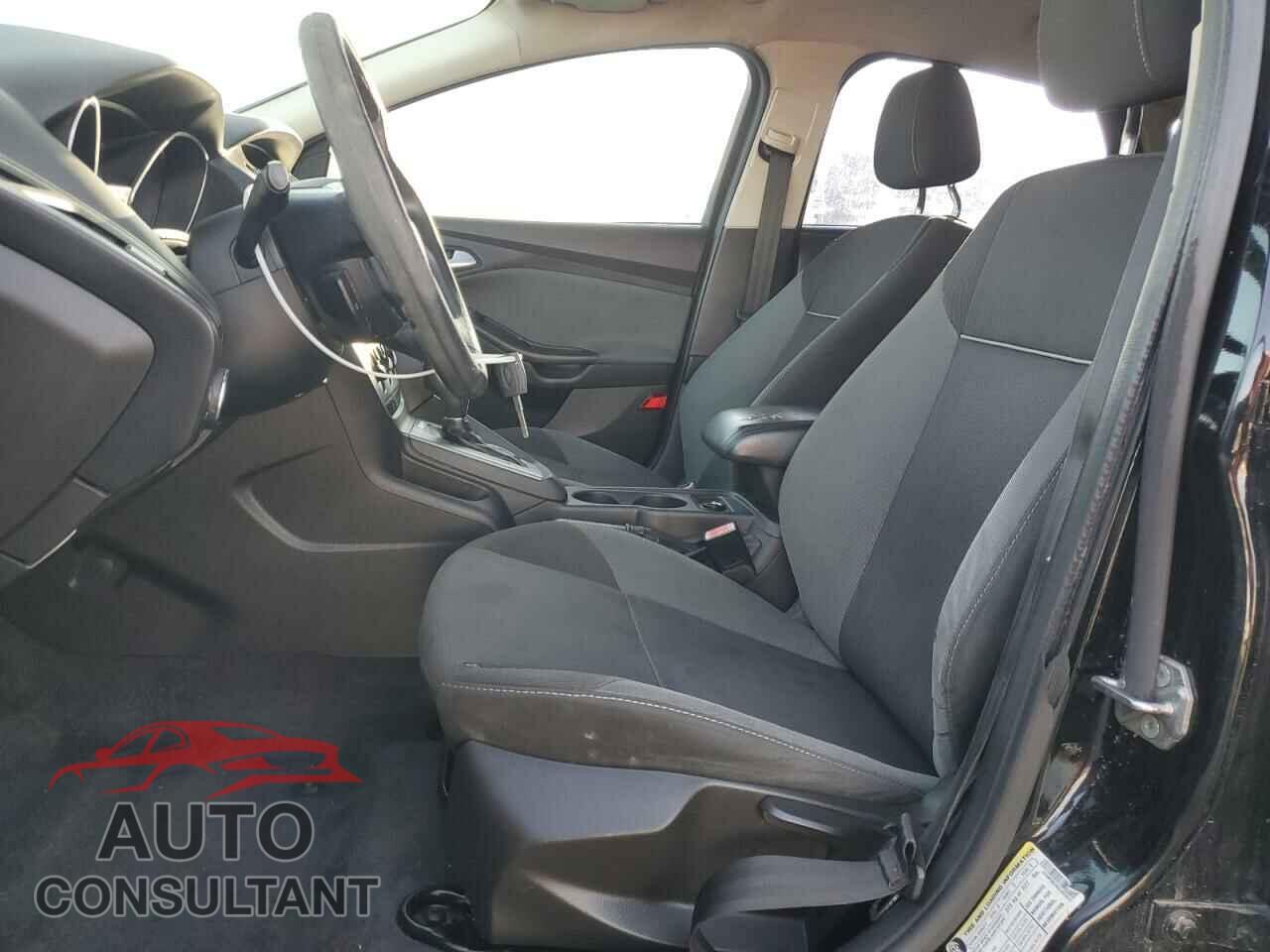 FORD FOCUS 2012 - 1FAHP3K26CL267621