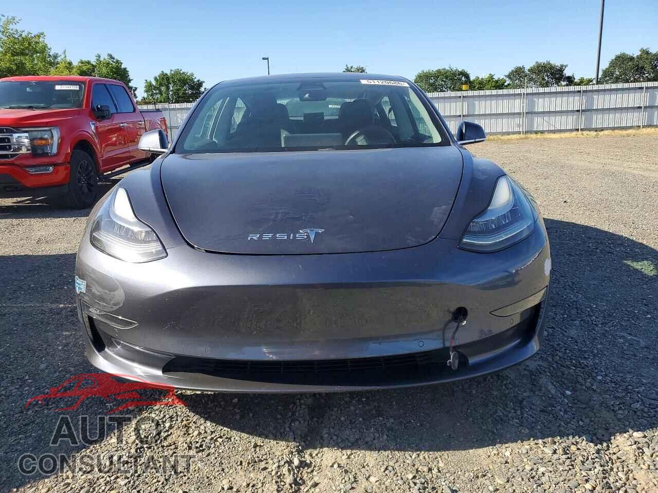TESLA MODEL 3 2018 - 5YJ3E1EA1JF013462