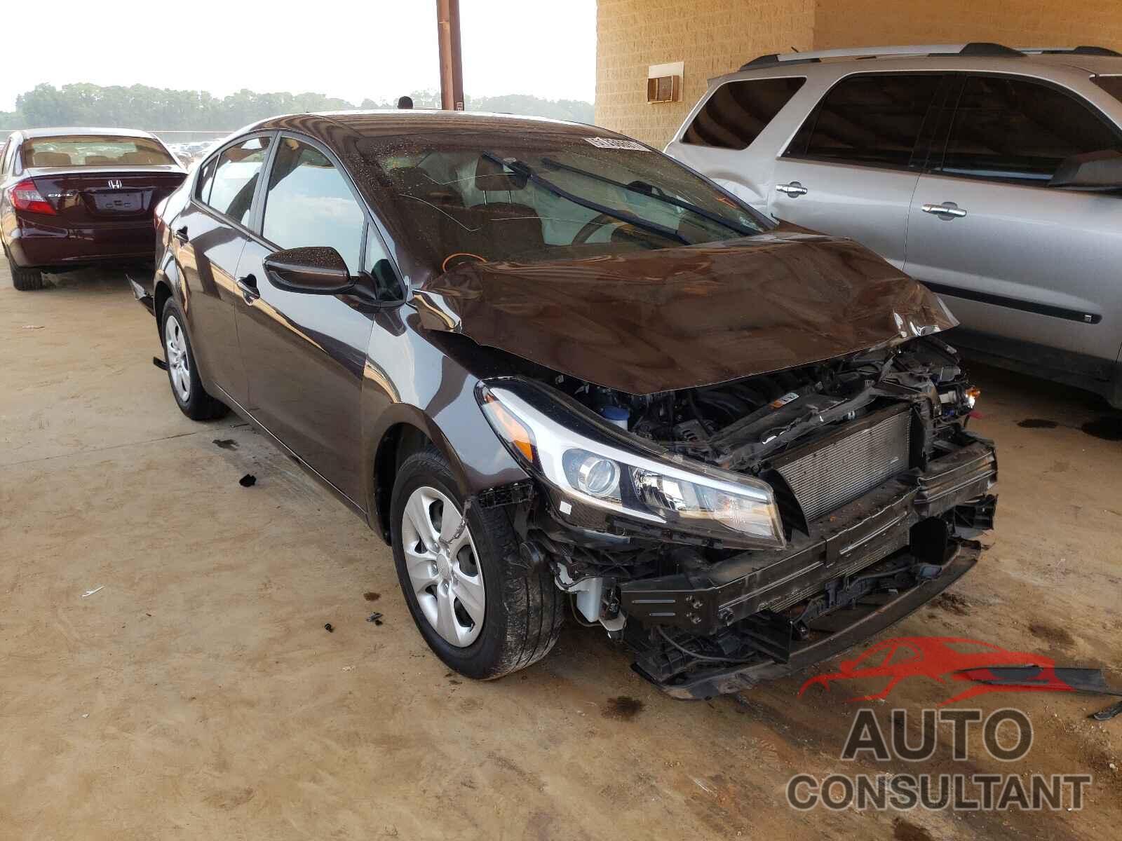 KIA FORTE 2018 - 3KPFK4A71JE167421