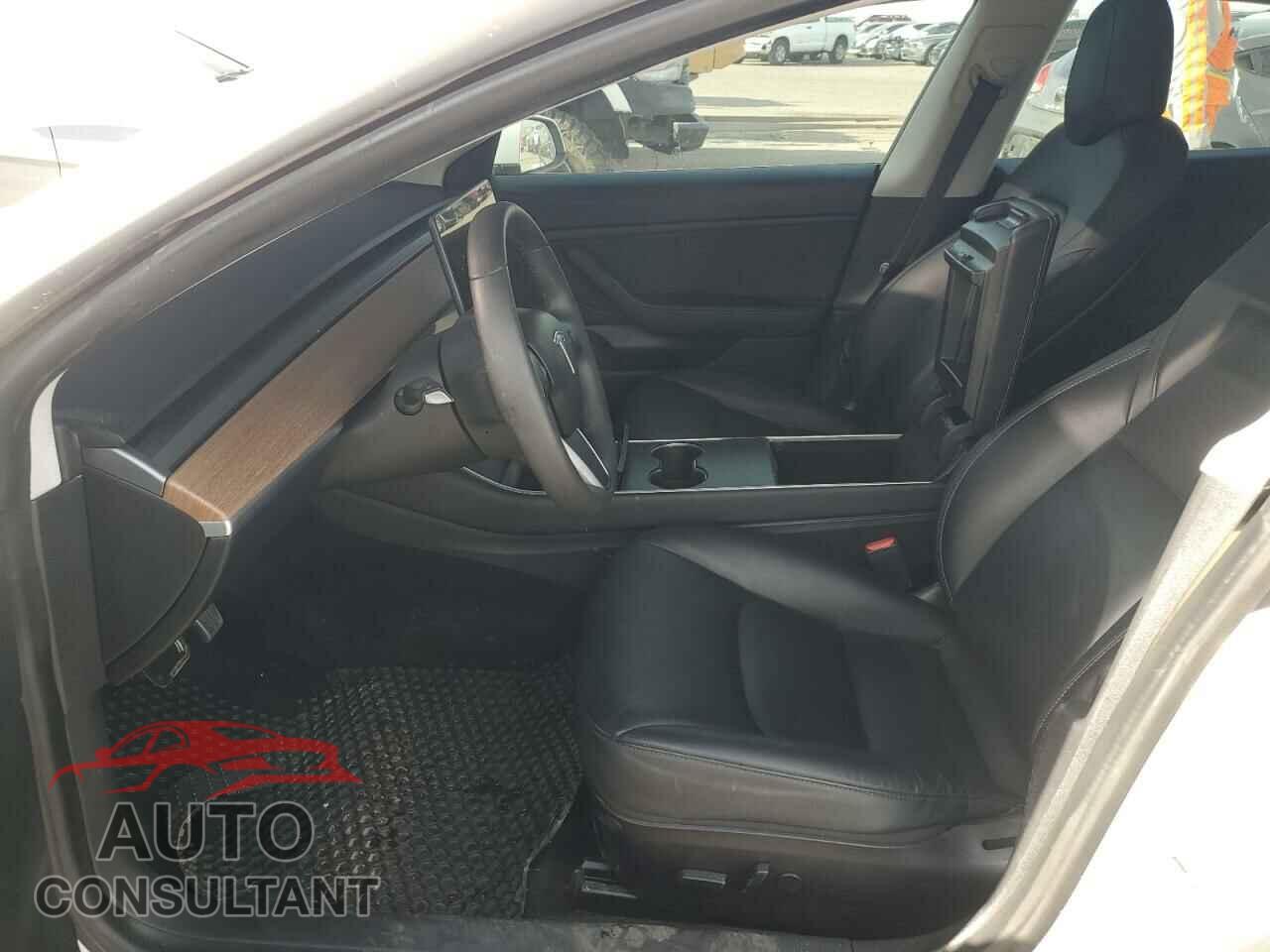 TESLA MODEL 3 2020 - 5YJ3E1EB5LF646347