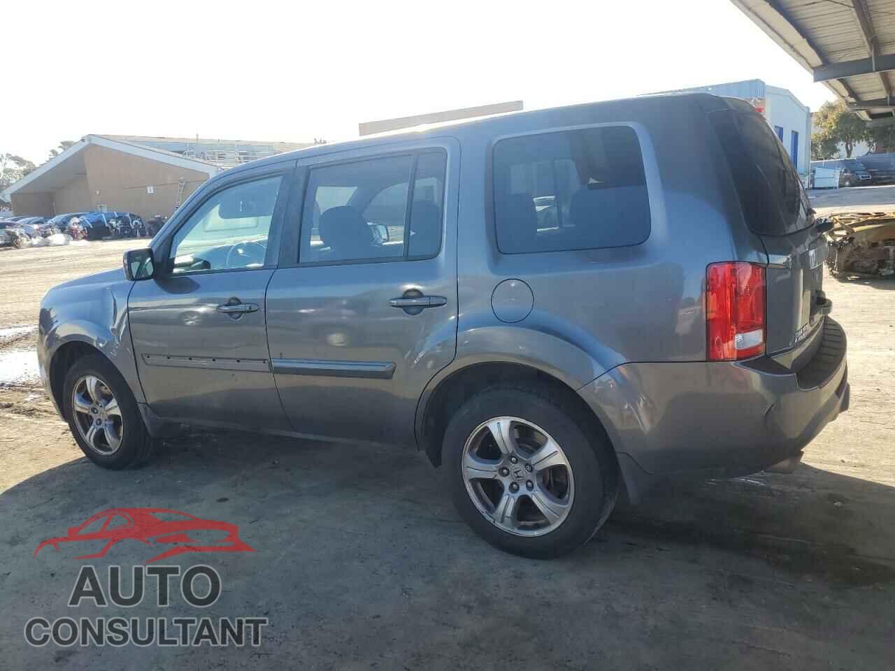 HONDA PILOT 2013 - 5FNYF3H57DB011233