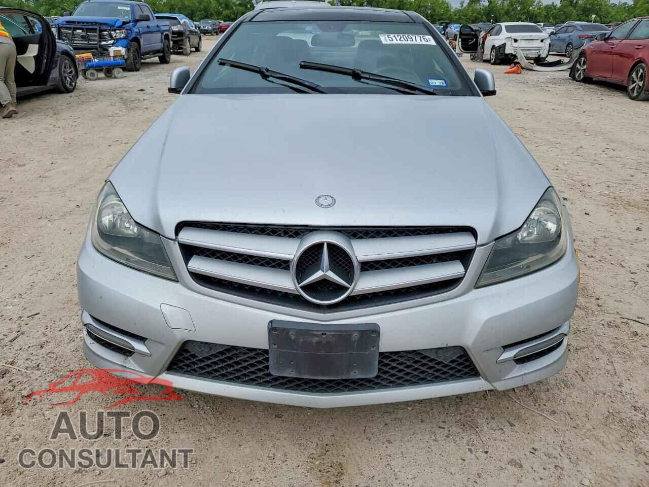 MERCEDES-BENZ C-CLASS 2013 - WDDGJ4HB2DG063533