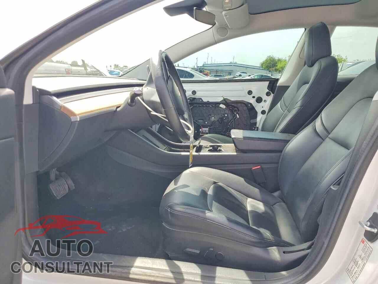 TESLA MODEL 3 2018 - 5YJ3E1EA3JF005637