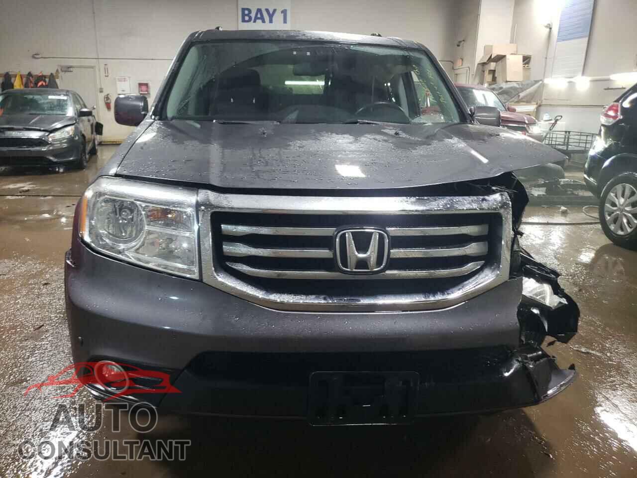 HONDA PILOT 2015 - 5FNYF4H97FB063909