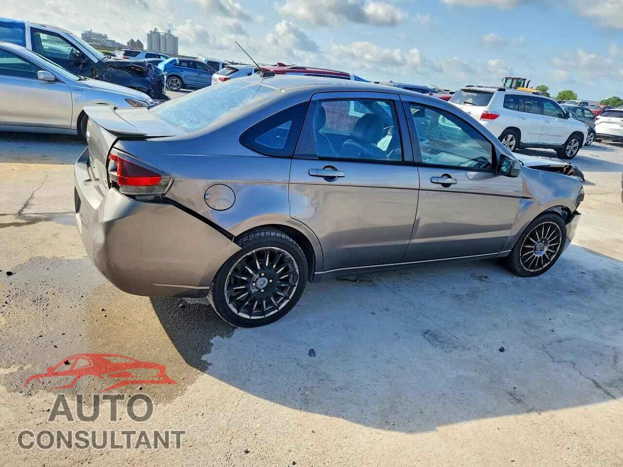 FORD FOCUS 2011 - 1FAHP3GN8BW200163