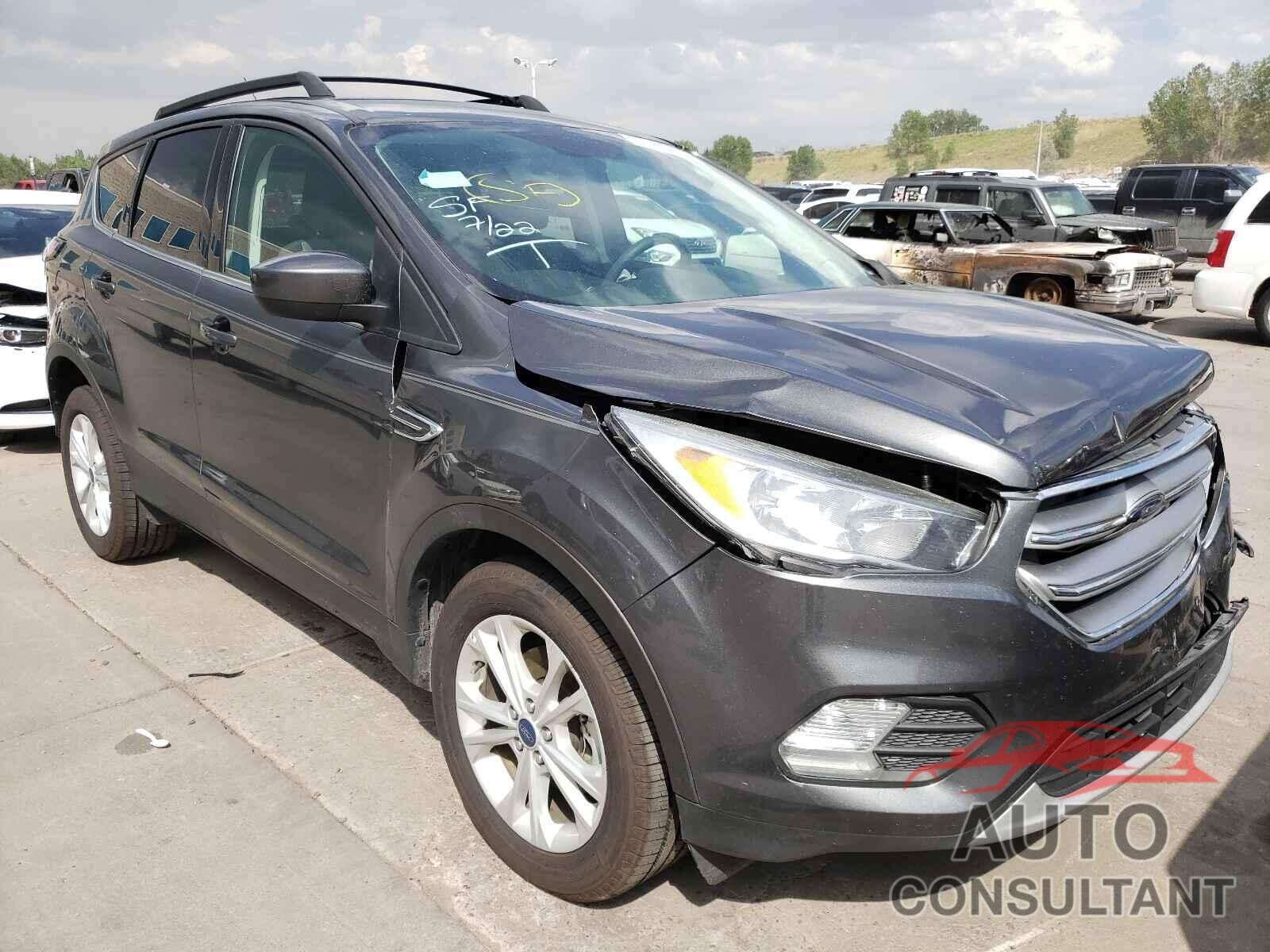 FORD ESCAPE 2017 - 1FMCU0GD7HUC25848