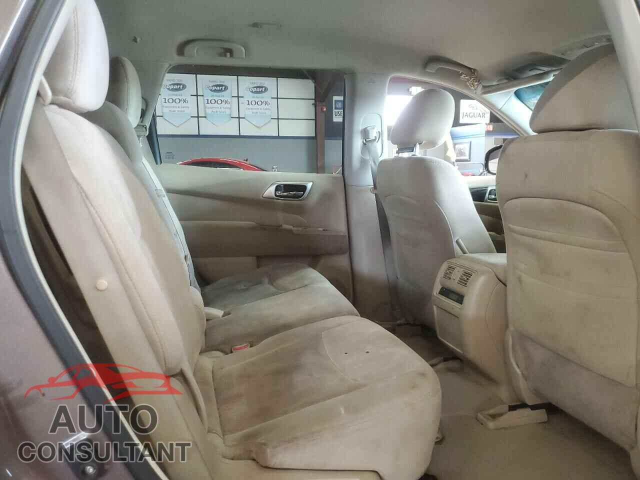 NISSAN PATHFINDER 2013 - 5N1AR2MM8DC664999