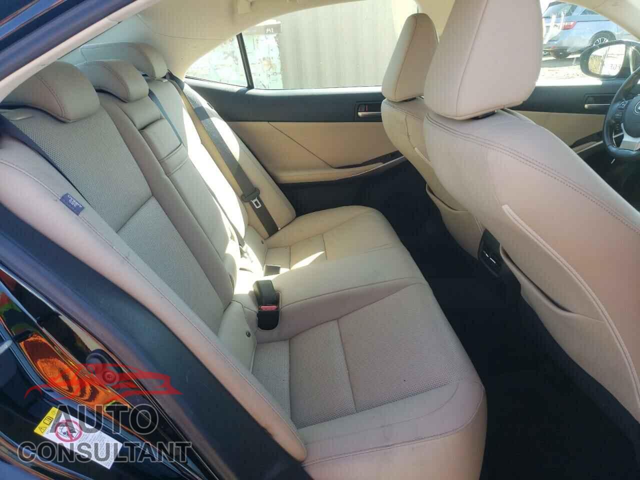 LEXUS IS 2017 - JTHBA1D24H5043891