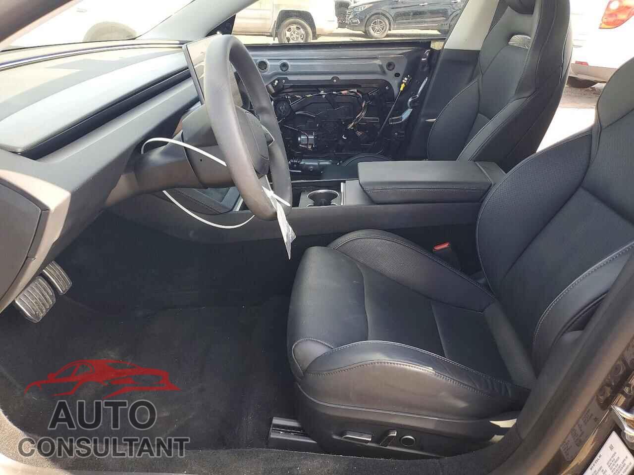 TESLA MODEL 3 2024 - 5YJ3E1ET8RF807808