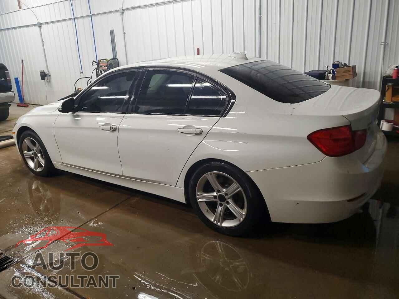 BMW 3 SERIES 2013 - WBA3B3C57DF145763