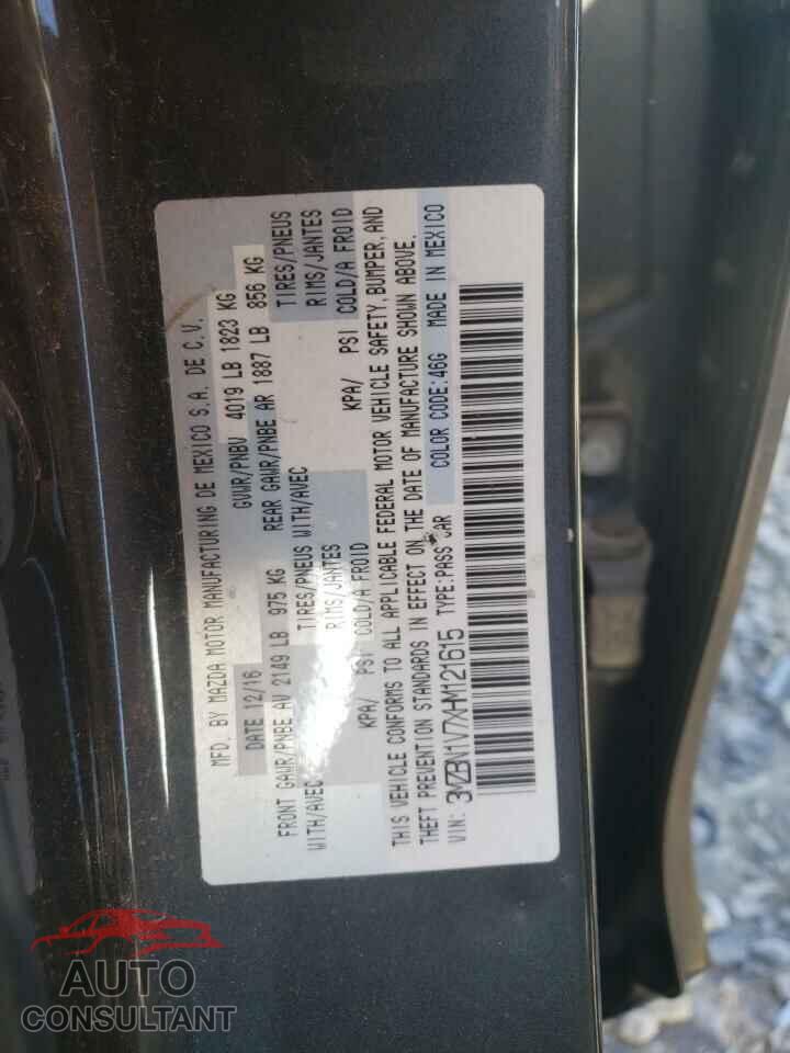 MAZDA 3 2017 - 3MZBN1V7XHM121615