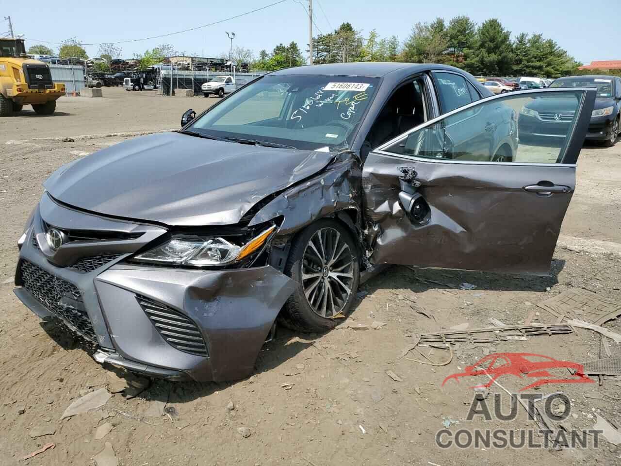 TOYOTA CAMRY 2019 - 4T1B11HK0KU233871