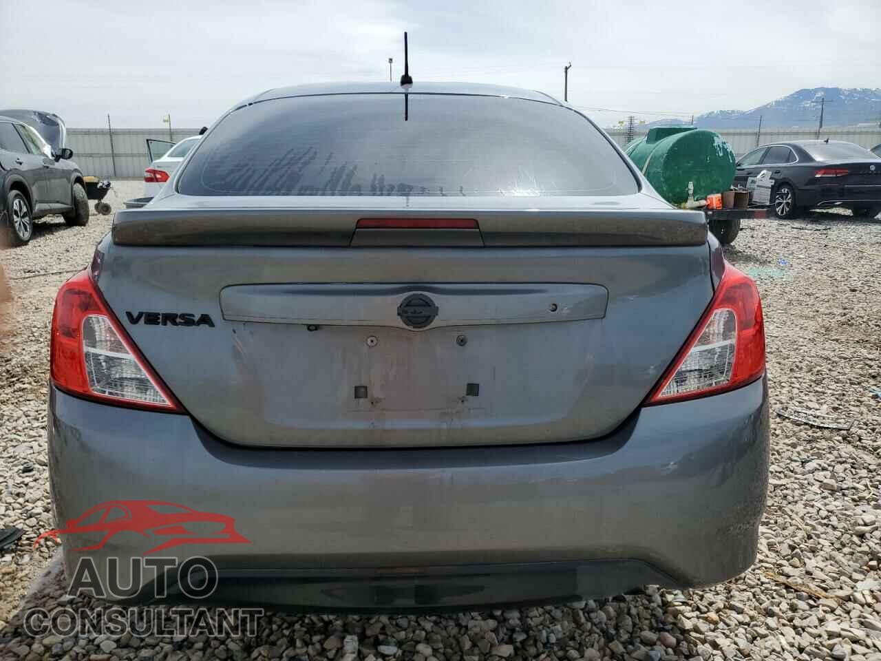 NISSAN VERSA 2019 - 3N1CN7AP5KL814656