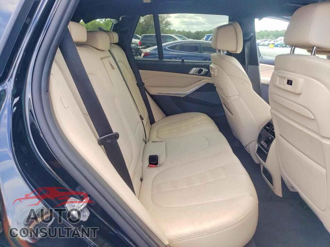 BMW X5 2021 - 5UXTA6C03M9H20159