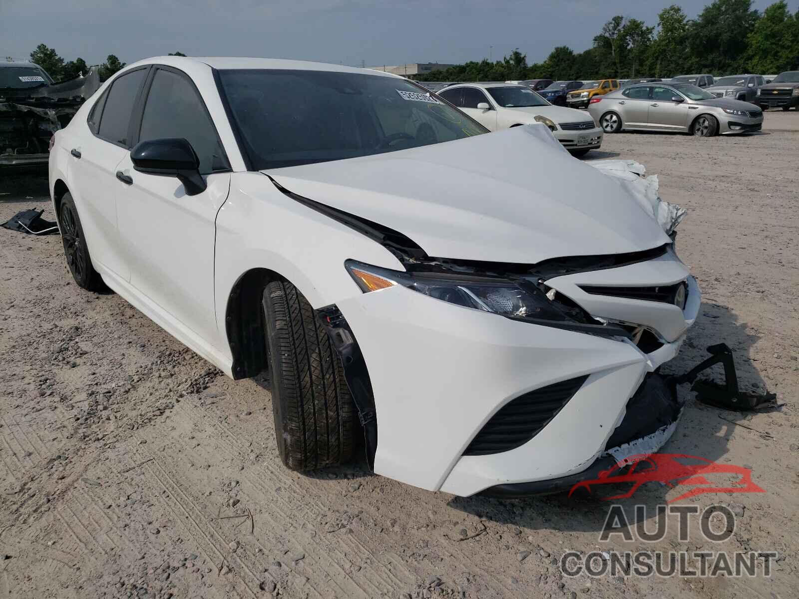 TOYOTA CAMRY 2020 - 4T1G11AK1LU318378
