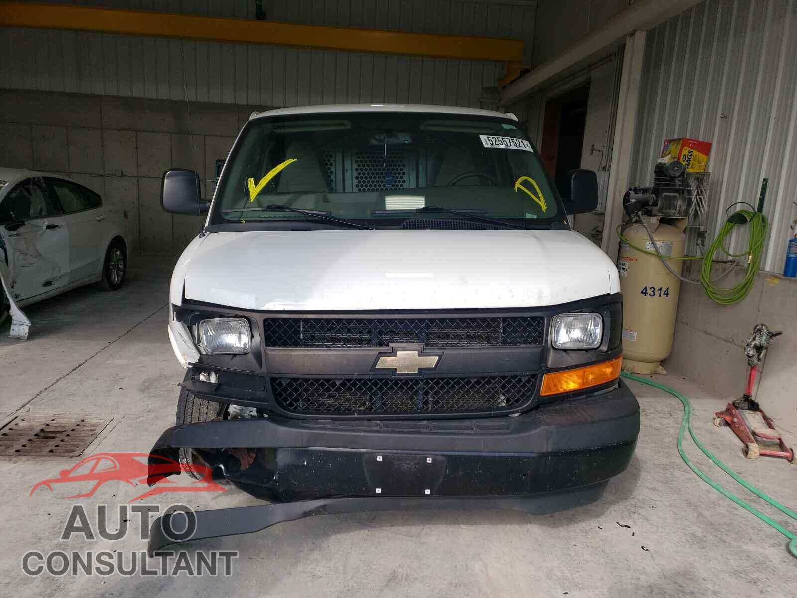 CHEVROLET EXPRESS 2017 - 1GCWGAFF7H1339870