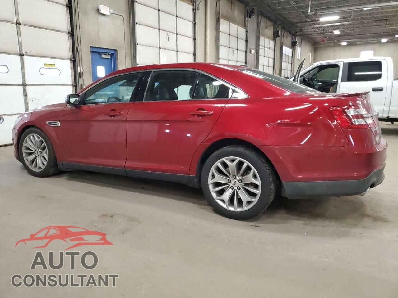 FORD TAURUS 2015 - 1FAHP2F81FG182577