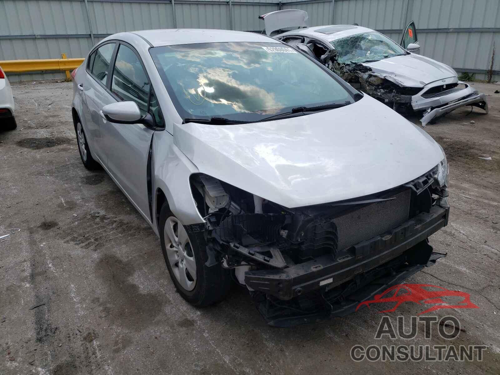 KIA FORTE 2016 - KNAFK4A6XG5561797