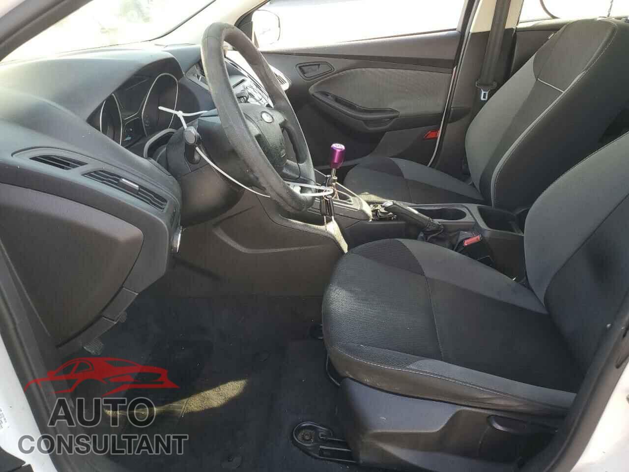 FORD FOCUS 2014 - 1FADP3E29EL225831