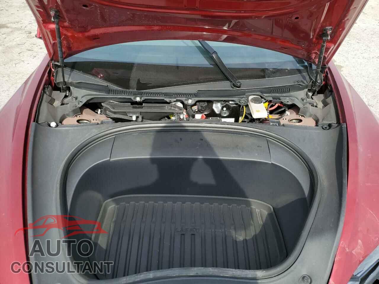 TESLA MODEL 3 2024 - 5YJ3E1EA4RF784705
