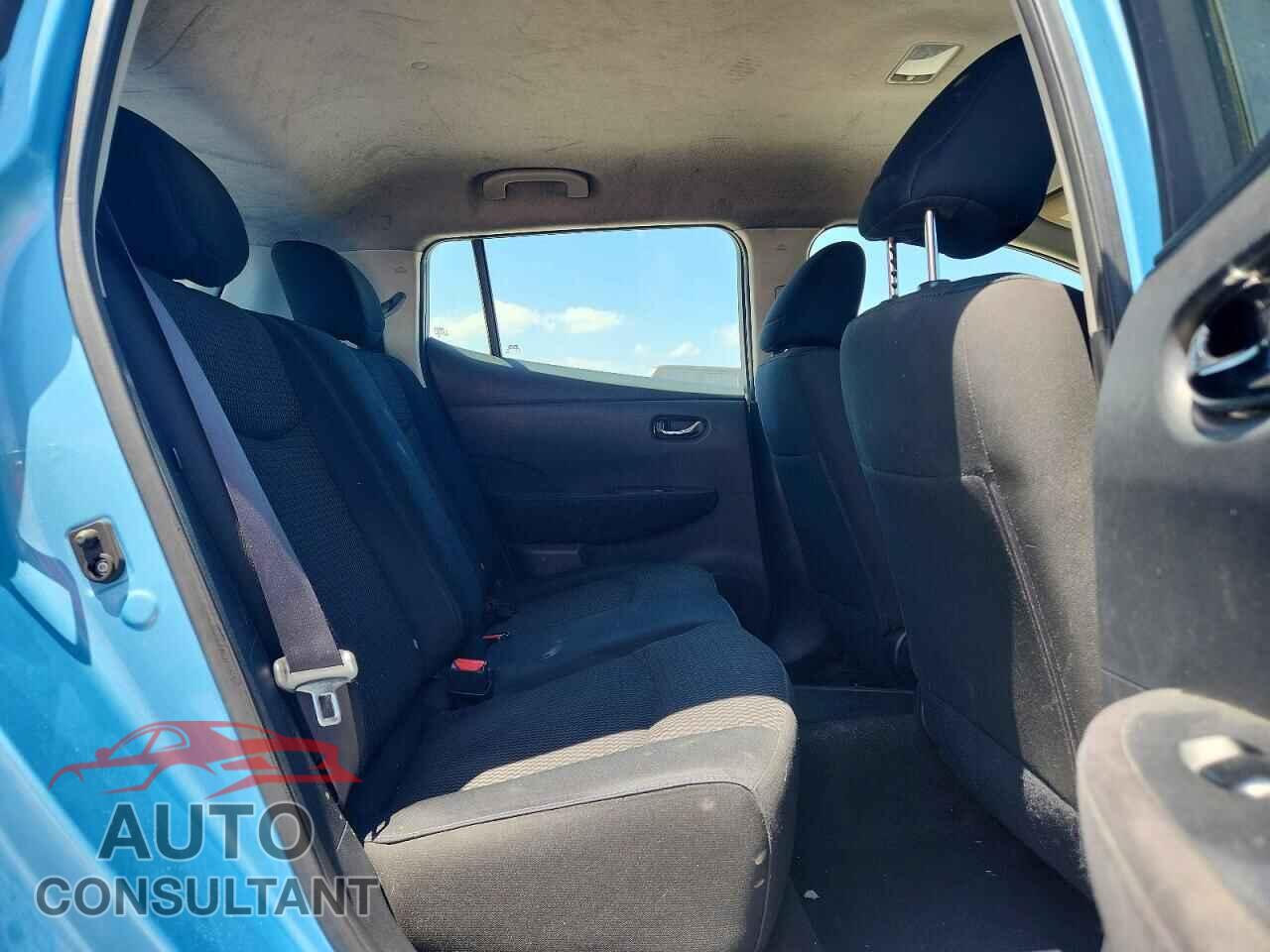 NISSAN LEAF 2015 - 1N4AZ0CP7FC318908