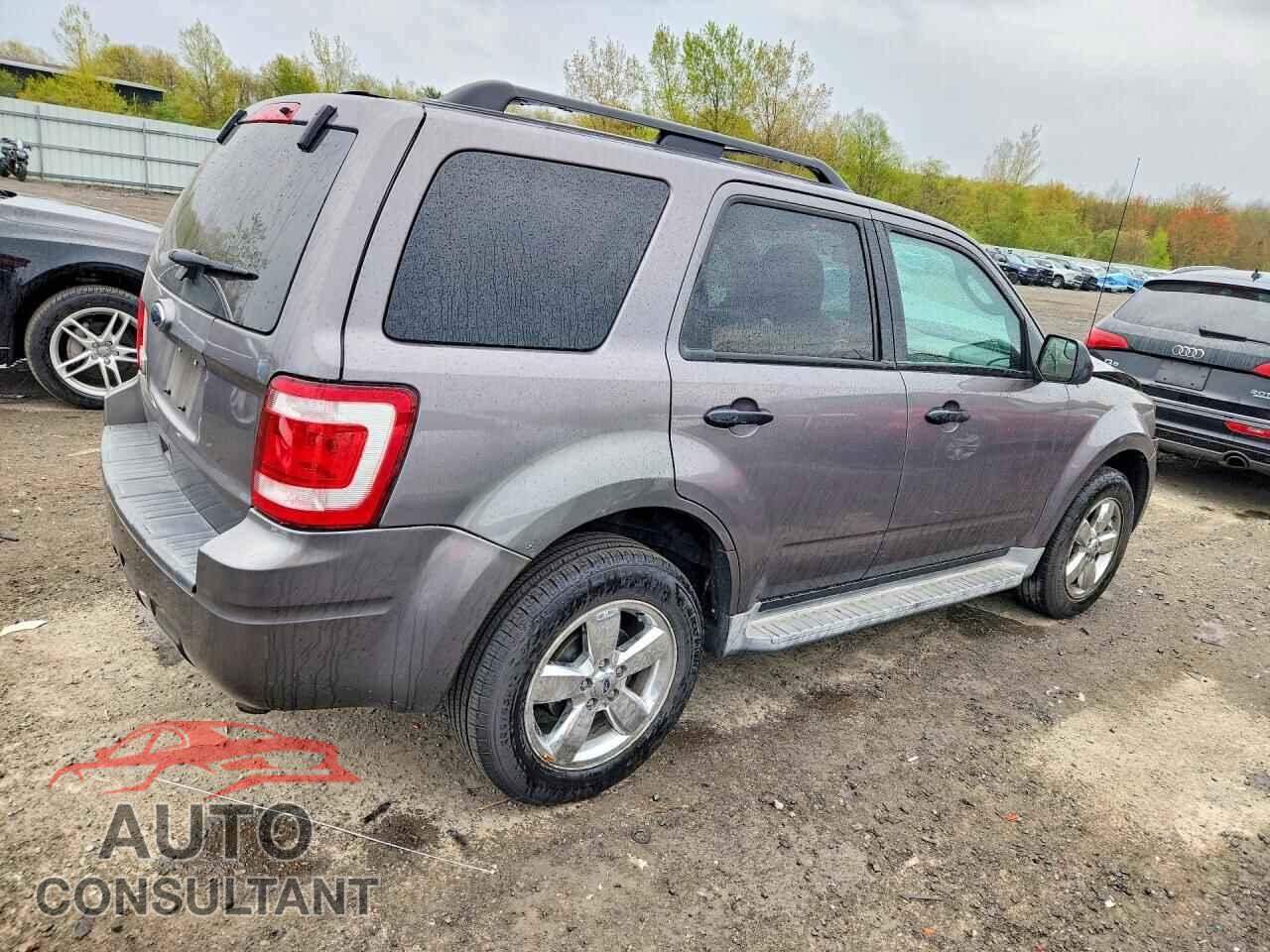 FORD ESCAPE 2010 - 1FMCU9D75AKC99631
