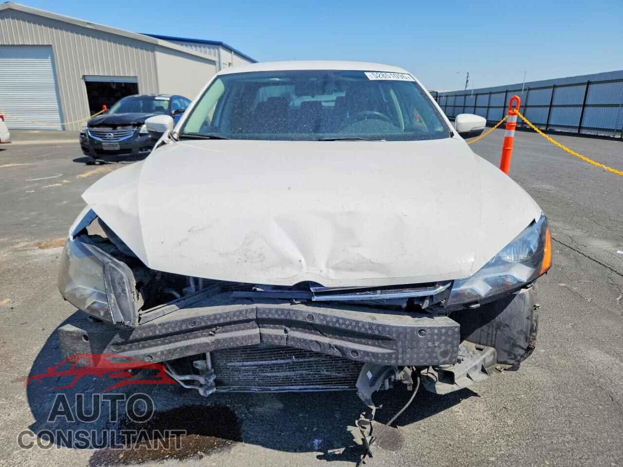 VOLKSWAGEN PASSAT 2013 - 1VWAP7A38DC096222