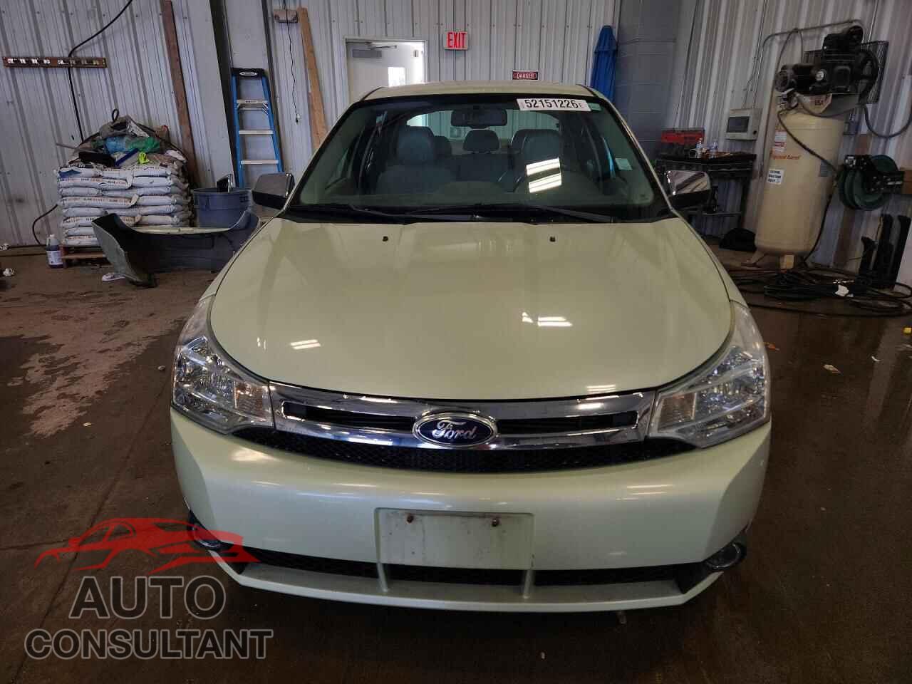 FORD FOCUS 2010 - 1FAHP3HN2AW295252